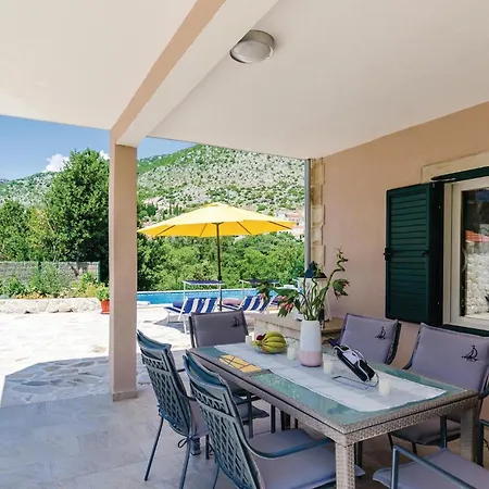 Stunning In Zaton With Jacuzzi *